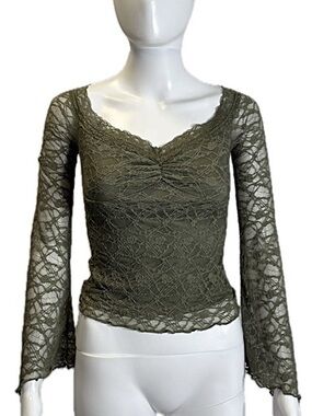 Stitch & Pine All over Lace Bell Sleeve Top Size XS Olive Sweetheart Neck Y2K